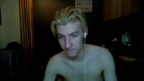 Snapshot of mrsexycum4u chatting on 02.21.25 Adam online show from 02.21.25