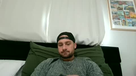 mrthickly818 online show from 02.18.26