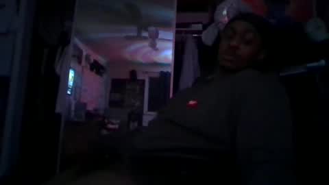 Snapshot of mrthicknlong6 chatting on 01.27.25 mrthicknlong6 online show from 01.27.25