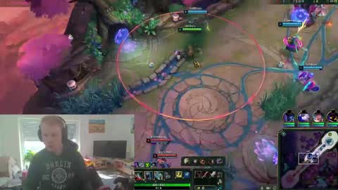 Snapshot of mrzaasch chatting on 03.22.26 Sascha online show from 03.22.26