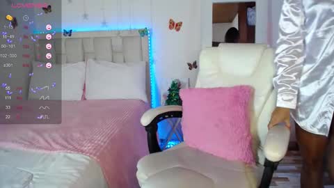 Tania online show from 12.21.24