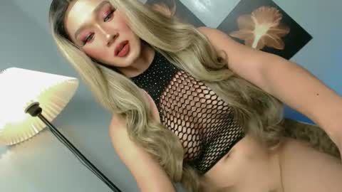 chloe online show from 06.08.26