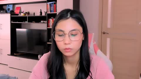 ms_emily_ online show from 05.30.26