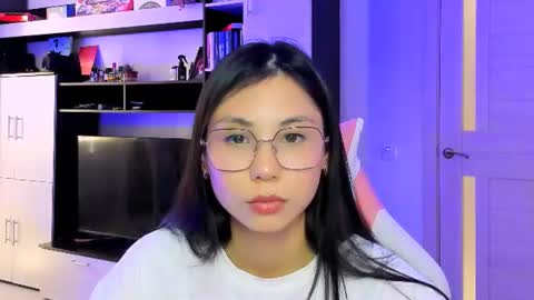 Snapshot of ms_emily_ chatting on 06.20.26 ms_emily_ online show from 06.20.26