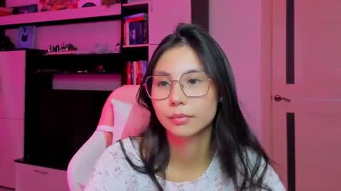 Snapshot of ms_emily_ chatting on 07.15.26 ms_emily_ online show from 07.15.26