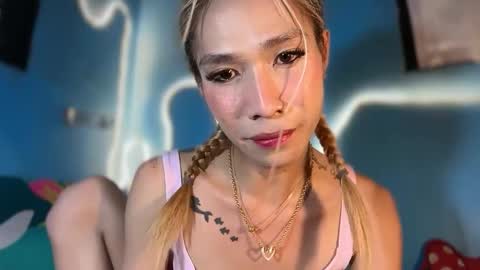 ms_maureenx69x online show from 05.17.26