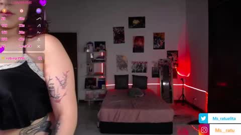 Manuela3 online show from 09.17.25