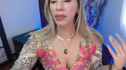 Sofia online show from 10.23.25