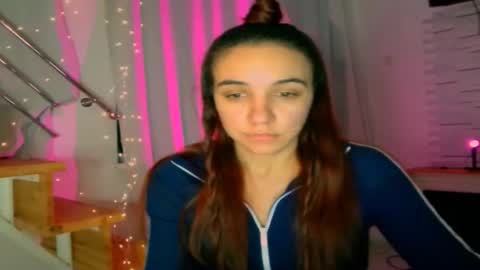 ms_sophiee online show from 01.04.25