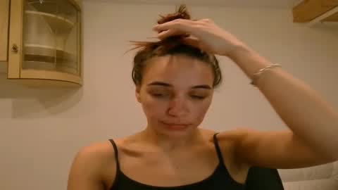 ms_sophiee online show from 03.08.25