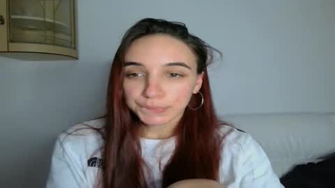 ms_sophiee online show from 03.12.25