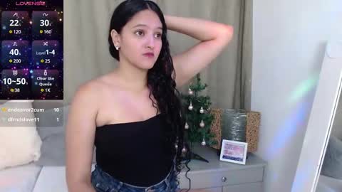 Snapshot of ms_valentina_01 chatting on 12.19.24 Valentina online show from 12.19.24