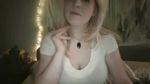 msclairewhatever online show from 10.08.25