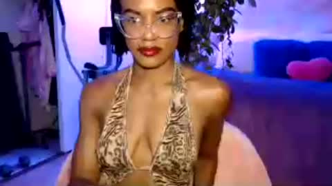CocoSage online show from 07.08.26