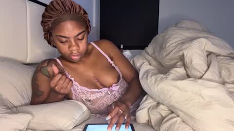 mskitty000 online show from 01.14.26