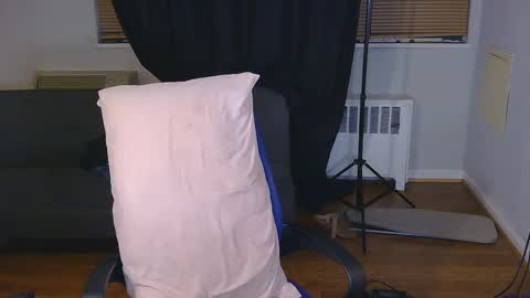 Merlin Mystique online show from 10.17.25