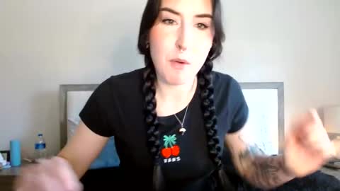 Snapshot of msrubyhayes chatting on 01.13.25 Ruby online show from 01.13.25