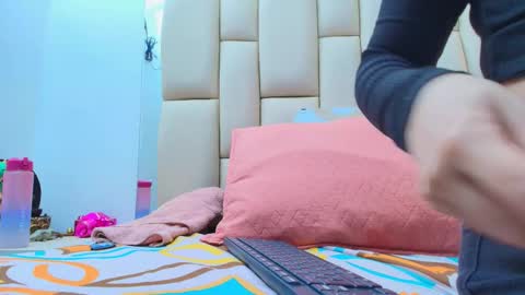 FERNANDA 3 online show from 11.21.25