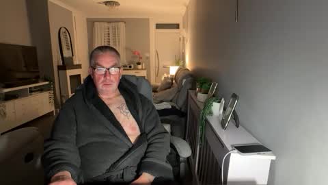 Snapshot of mtb1697 chatting on 10.12.25 mtb1697 online show from 10.12.25