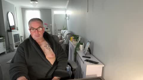 Snapshot of mtb1697 chatting on 10.22.25 mtb1697 online show from 10.22.25