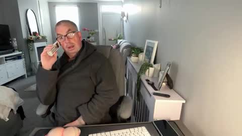 Snapshot of mtb1697 chatting on 04.15.26 mtb1697 online show from 04.15.26