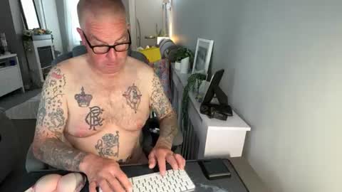 Snapshot of mtb1697 chatting on 06.22.26 mtb1697 online show from 06.22.26