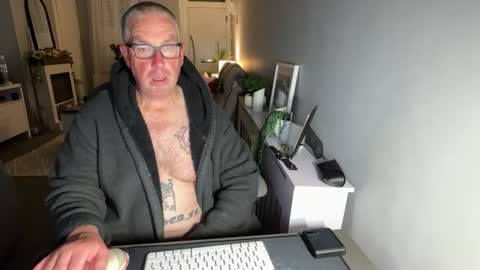 Snapshot of mtb1697 chatting on 06.23.26 mtb1697 online show from 06.23.26