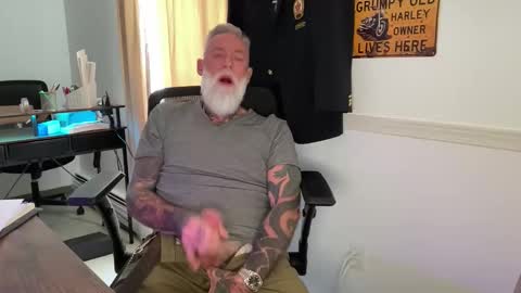 Snapshot of mtlbiker chatting on 02.03.26 BikerDude online show from 02.03.26