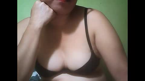 muffy_bunny online show from 09.18.25