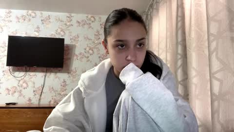 Tia online show from 04.10.26