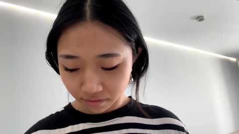 Mia online show from 03.10.26