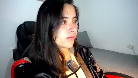 Snapshot of multiorgasmic_6 chatting on 11.08.25 Dani and Alex online show from 11.08.25