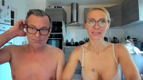 Snapshot of munishpunish chatting on 10.17.25 LOVELY JULIA Peter DAY online show from 10.17.25