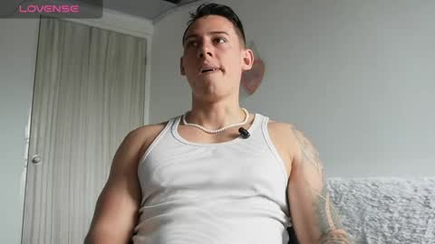 Snapshot of muscle_king_cum chatting on 05.19.26 muscle_king_cum online show from 05.19.26