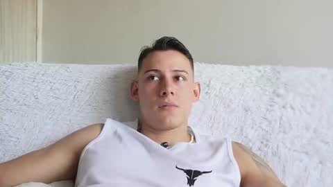 Snapshot of muscle_king_cum chatting on 06.10.26 muscle_king_cum online show from 06.10.26