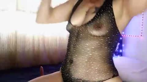arami online show from 09.18.25