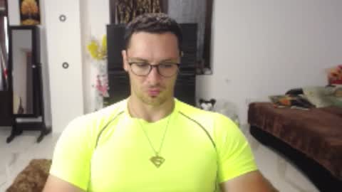 AJ online show from 09.08.25