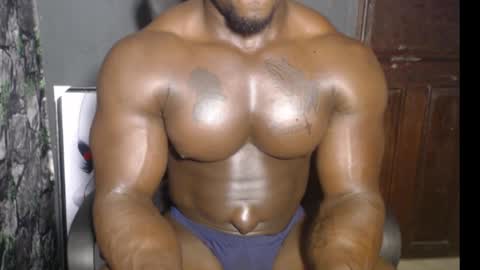 musclegod23 online show from 12.29.24