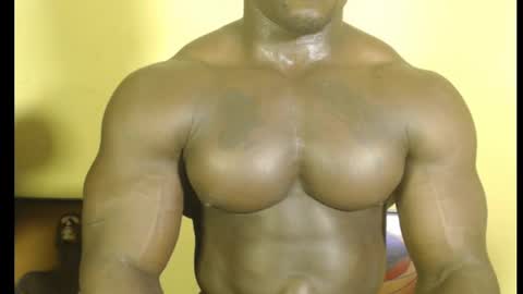 musclegod23 online show from 02.27.25