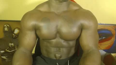 musclegod23 online show from 03.07.25