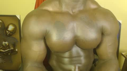 musclegod23 online show from 03.07.25