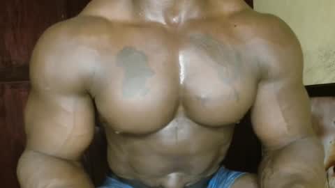 musclegod23 online show from 02.17.26