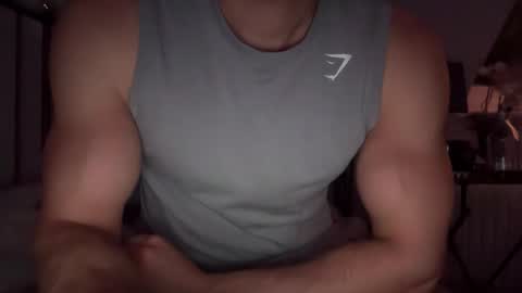 musclehair3 online show from 09.22.25