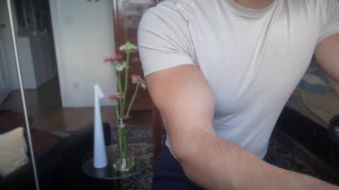 musclehair3 online show from 09.23.25