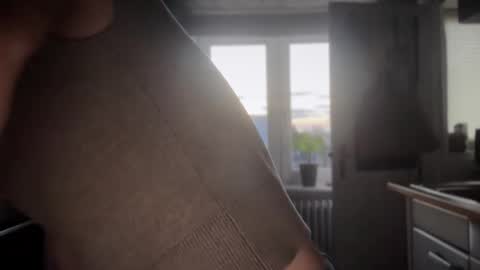 musclehair3 online show from 10.18.25