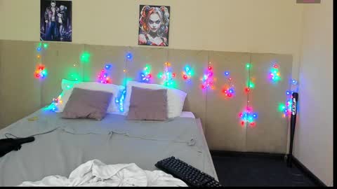 Snapshot of musclexxxbarbie chatting on 01.28.25 Eva online show from 01.28.25