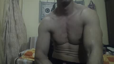 Snapshot of musculargod chatting on 12.30.24 SexyMuscled online show from 12.30.24