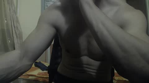 Snapshot of musculargod chatting on 01.08.25 SexyMuscled online show from 01.08.25