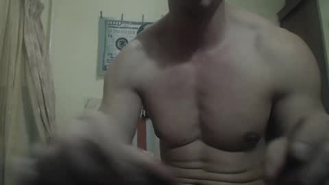 Snapshot of musculargod chatting on 02.18.25 SexyMuscled online show from 02.18.25