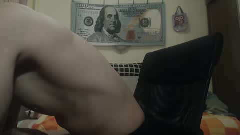 Snapshot of musculargod chatting on 02.28.25 SexyMuscled online show from 02.28.25